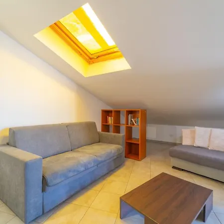 Apartmán Mansarda Primavera *